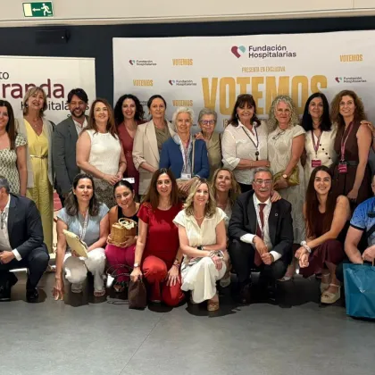 
<span>Finalizamos con gran éxito la gira de preestrenos de VOTEMOS, con una proyección en Sevilla a la que han asistido más de 200 personas</span>
