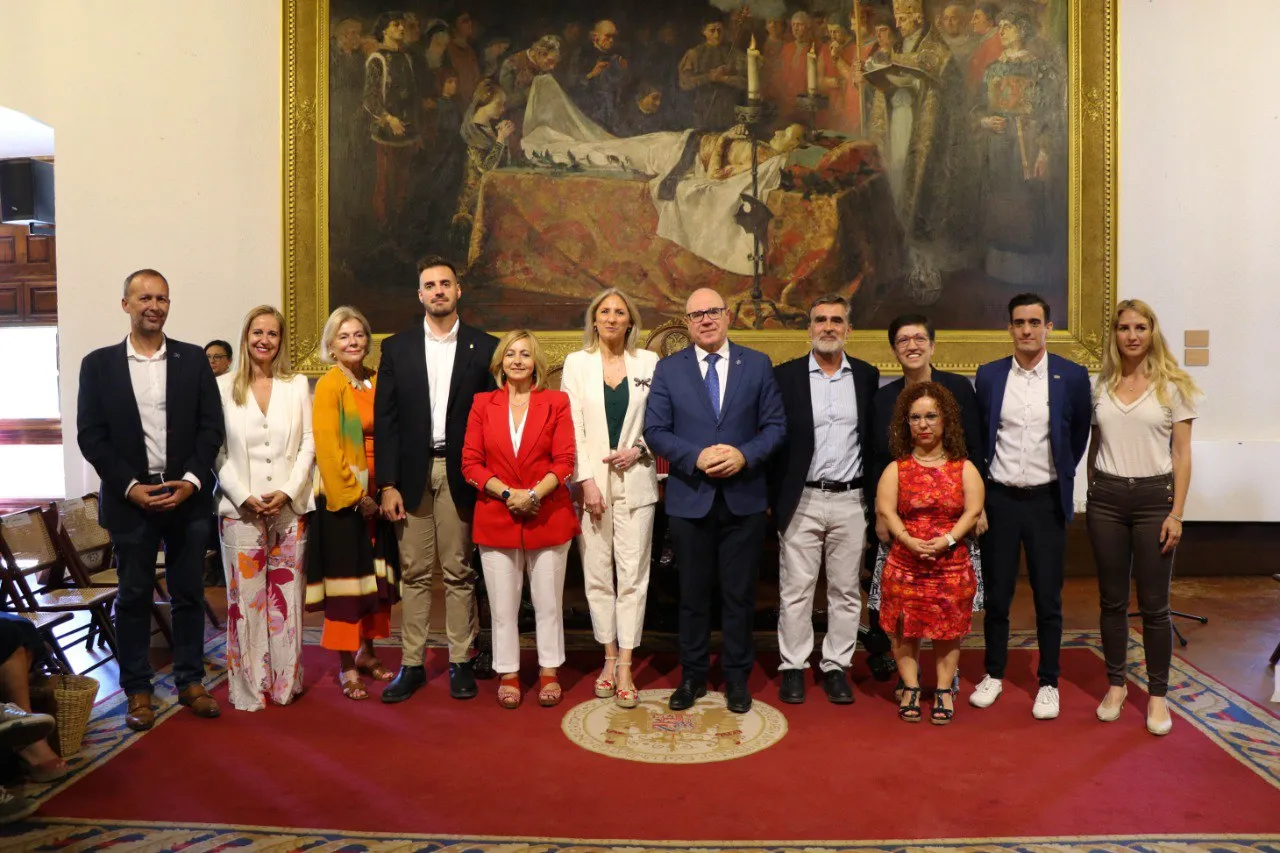 foto de grupo durante la Cátedra Discapacidad y Autonomía Personal – Hermanas Hospitalarias de la UGR