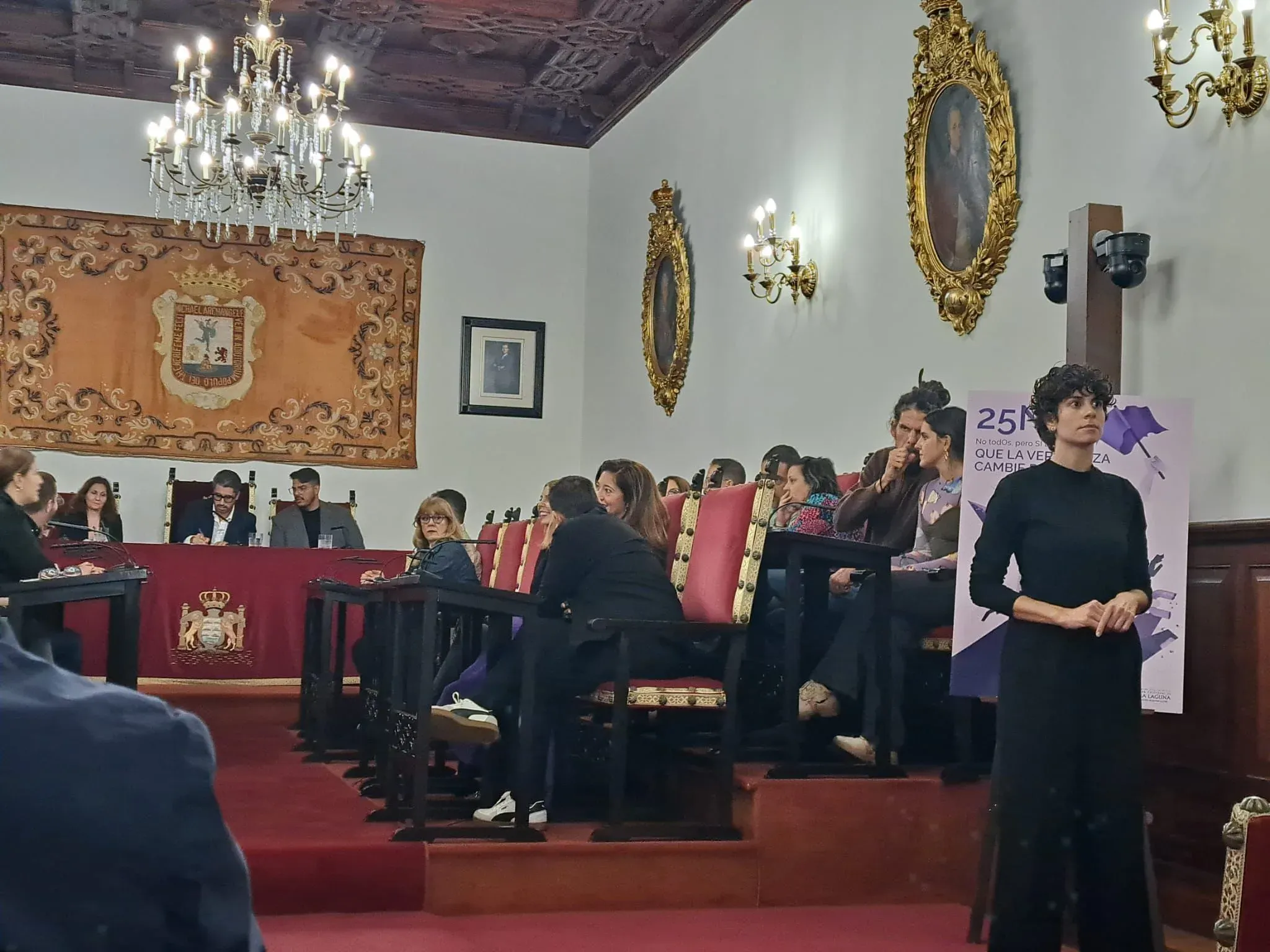 Fundación Hospitalarias Tenerife participa en la lectura del manifiesto del Día Internacional para la eliminación de la violencia contra las mujeres