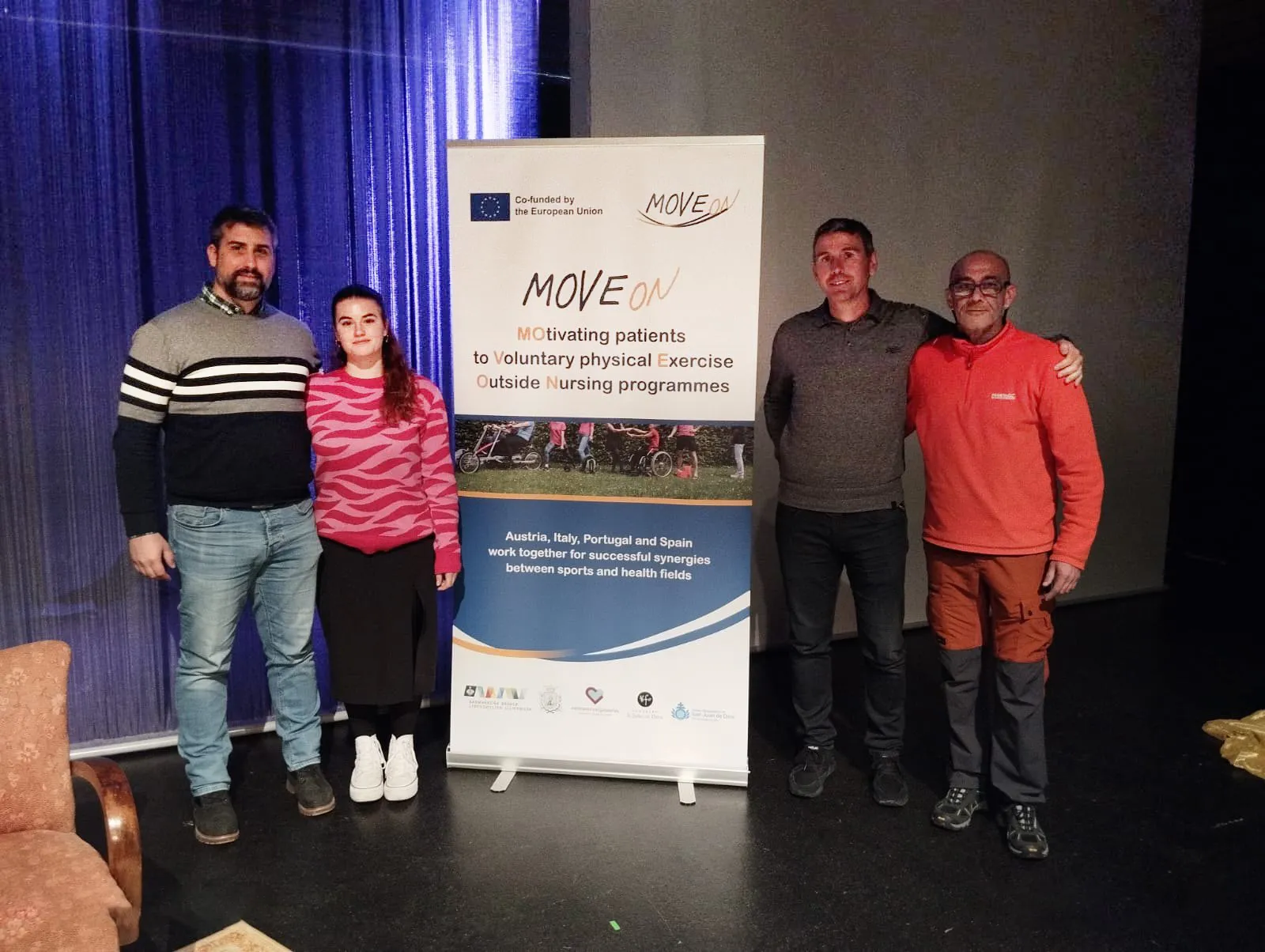 Foto de grupo del proyecto MOVE ON con la participación del Club Deportivo Purísima Concepción