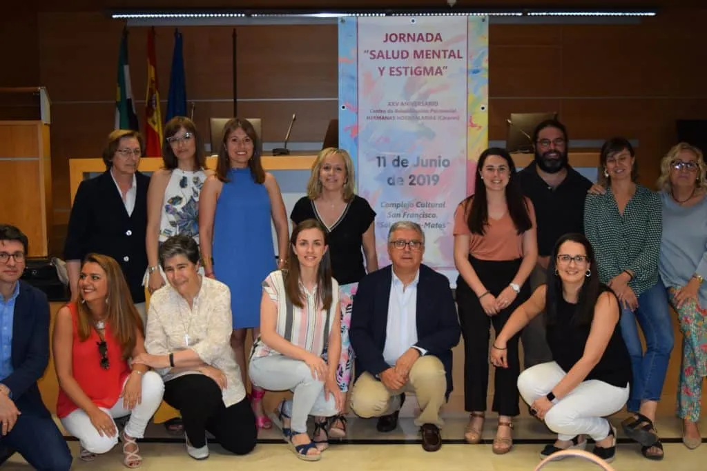 190611-Equipo-CRPS-PAS-y-Piso-Cáceres-1024x683.jpg
